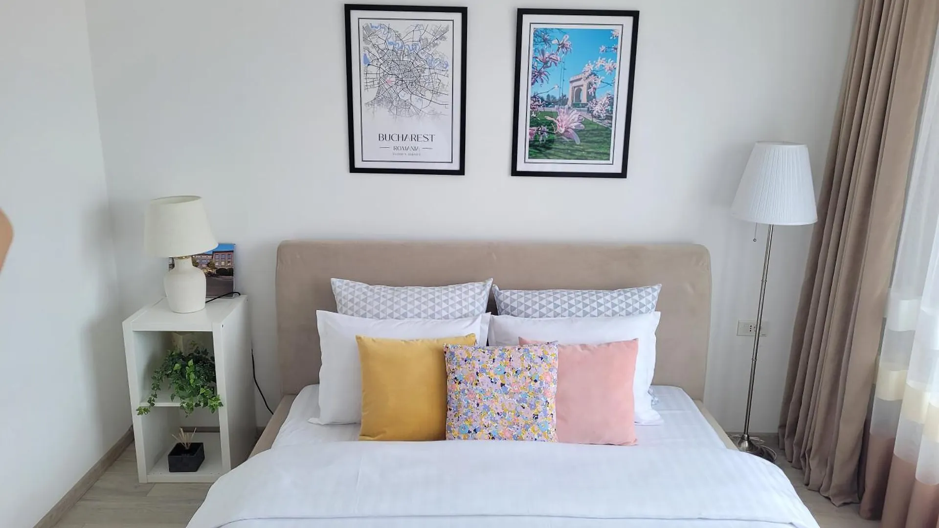 아파트 Stylish City Escape, Fireplace, Sunset Views 부쿠레슈티 루마니아