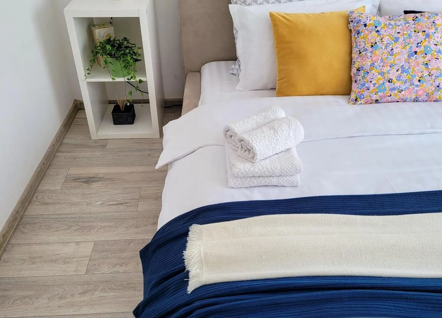 Apartment Stylish City Escape, Fireplace, Sunset Views Bucharest